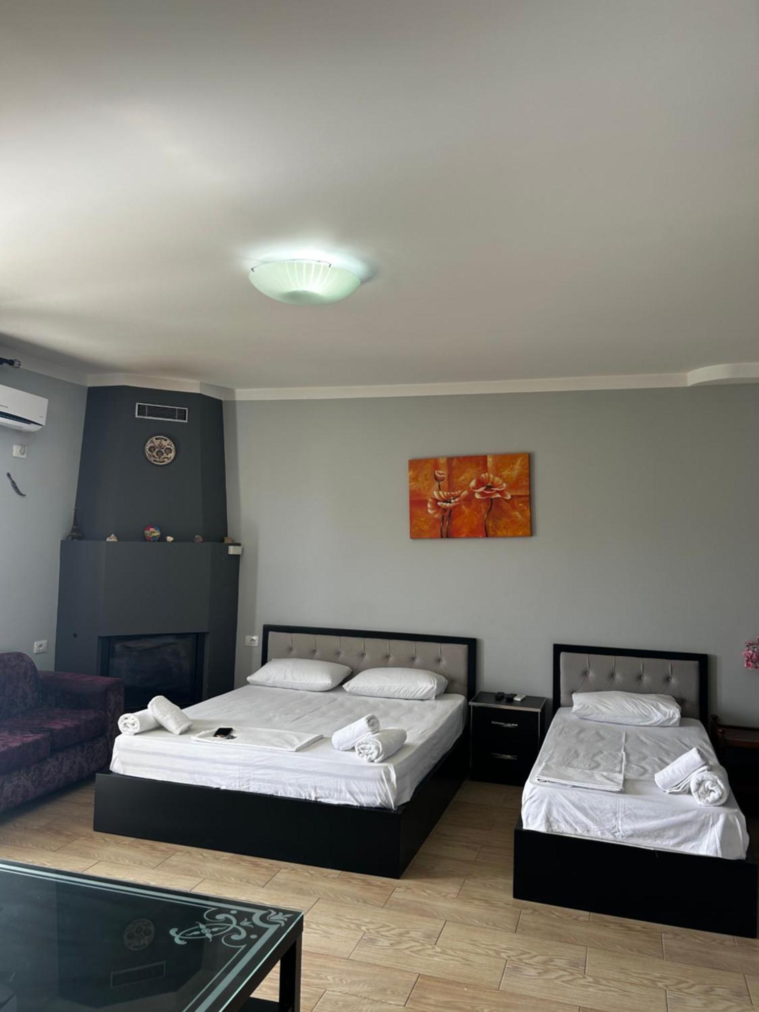 Villa Almar Sarandë 外观 照片
