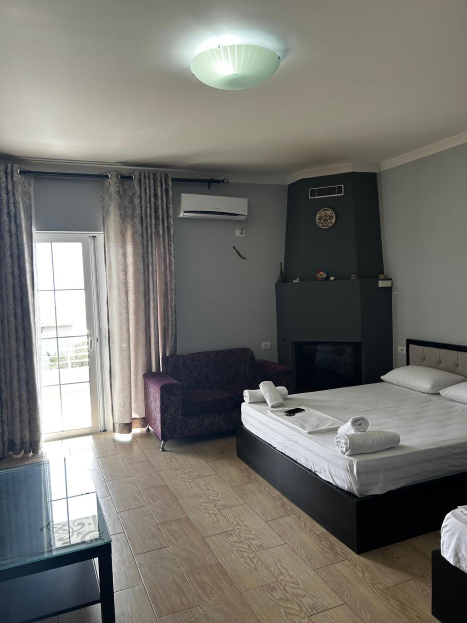 Villa Almar Sarandë 外观 照片