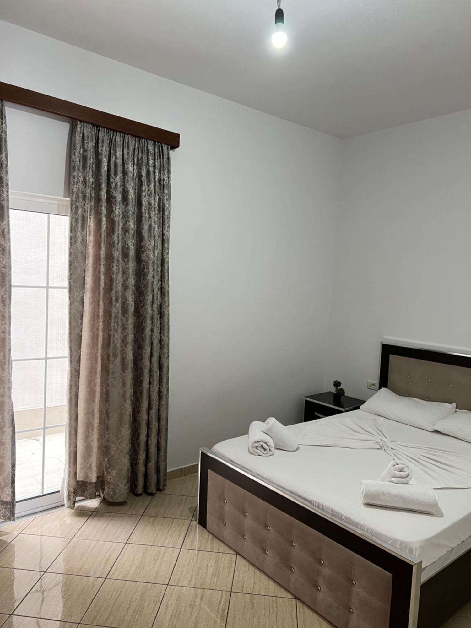 Villa Almar Sarandë 外观 照片
