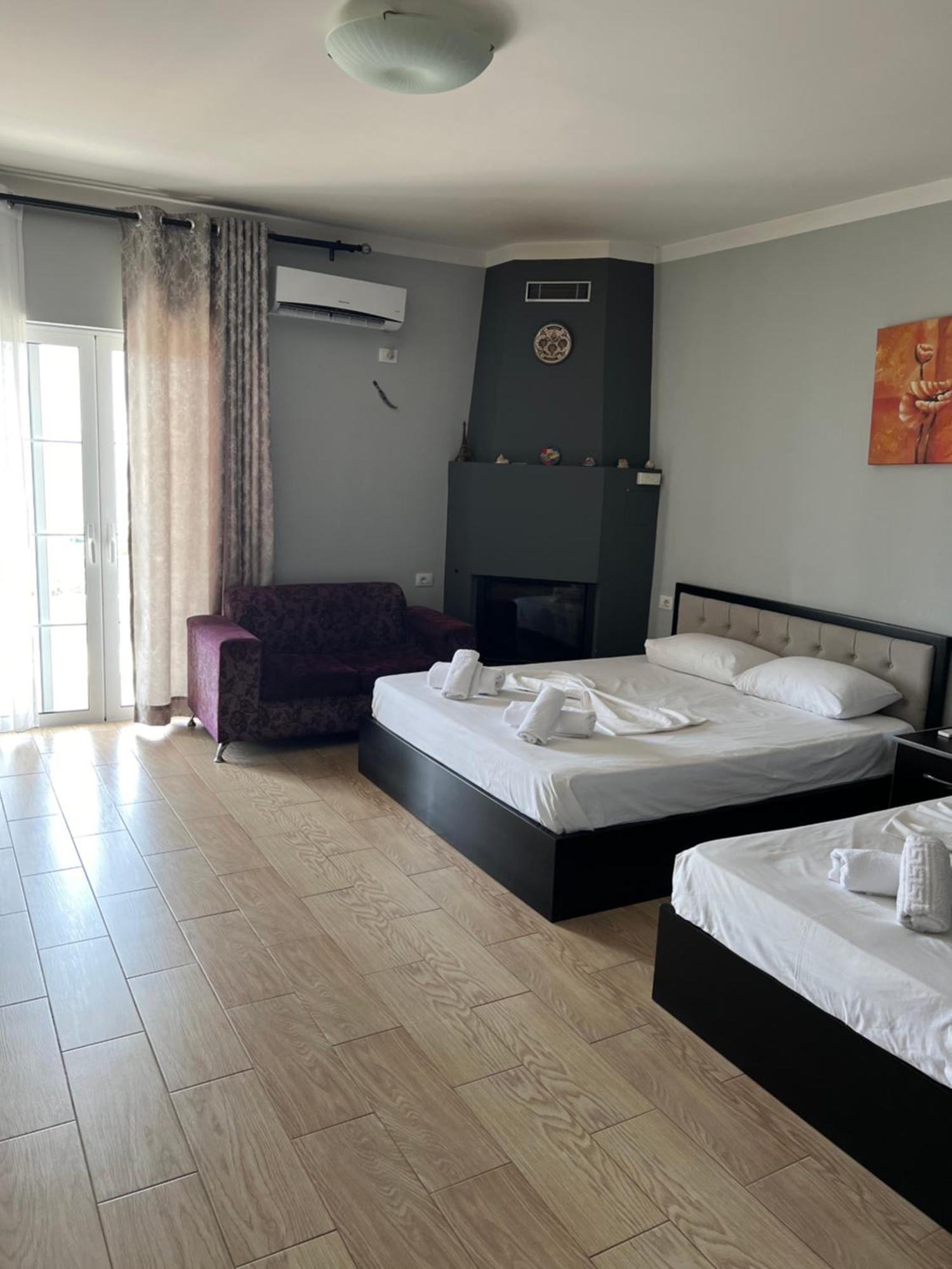 Villa Almar Sarandë 外观 照片