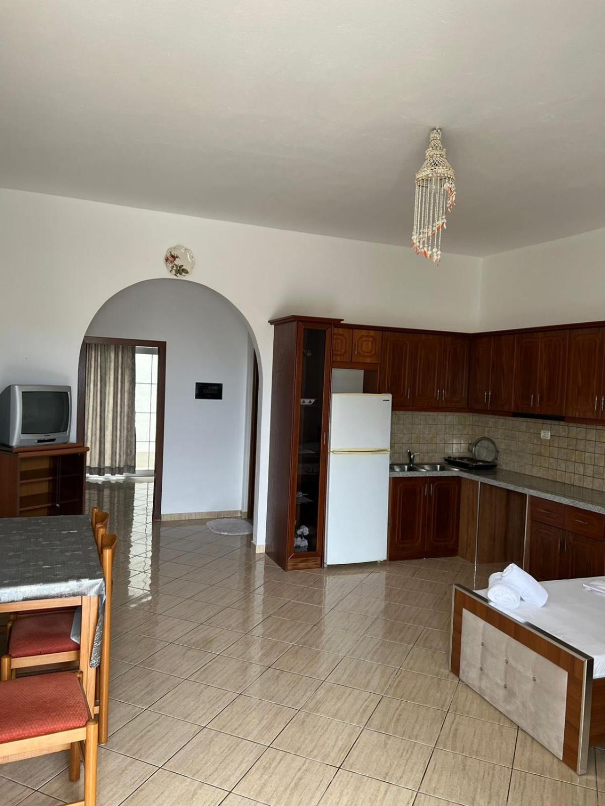 Villa Almar Sarandë 外观 照片