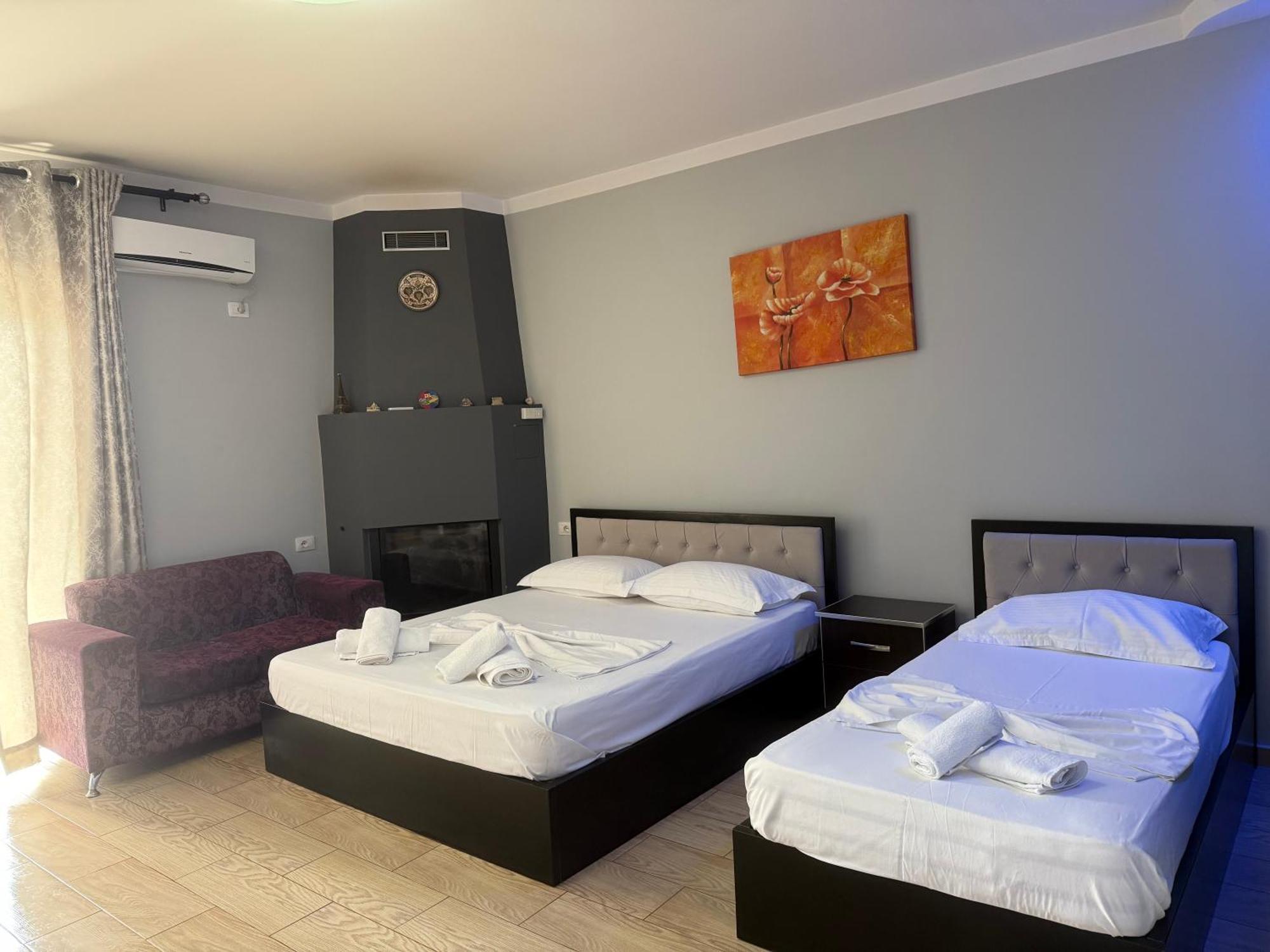 Villa Almar Sarandë 外观 照片
