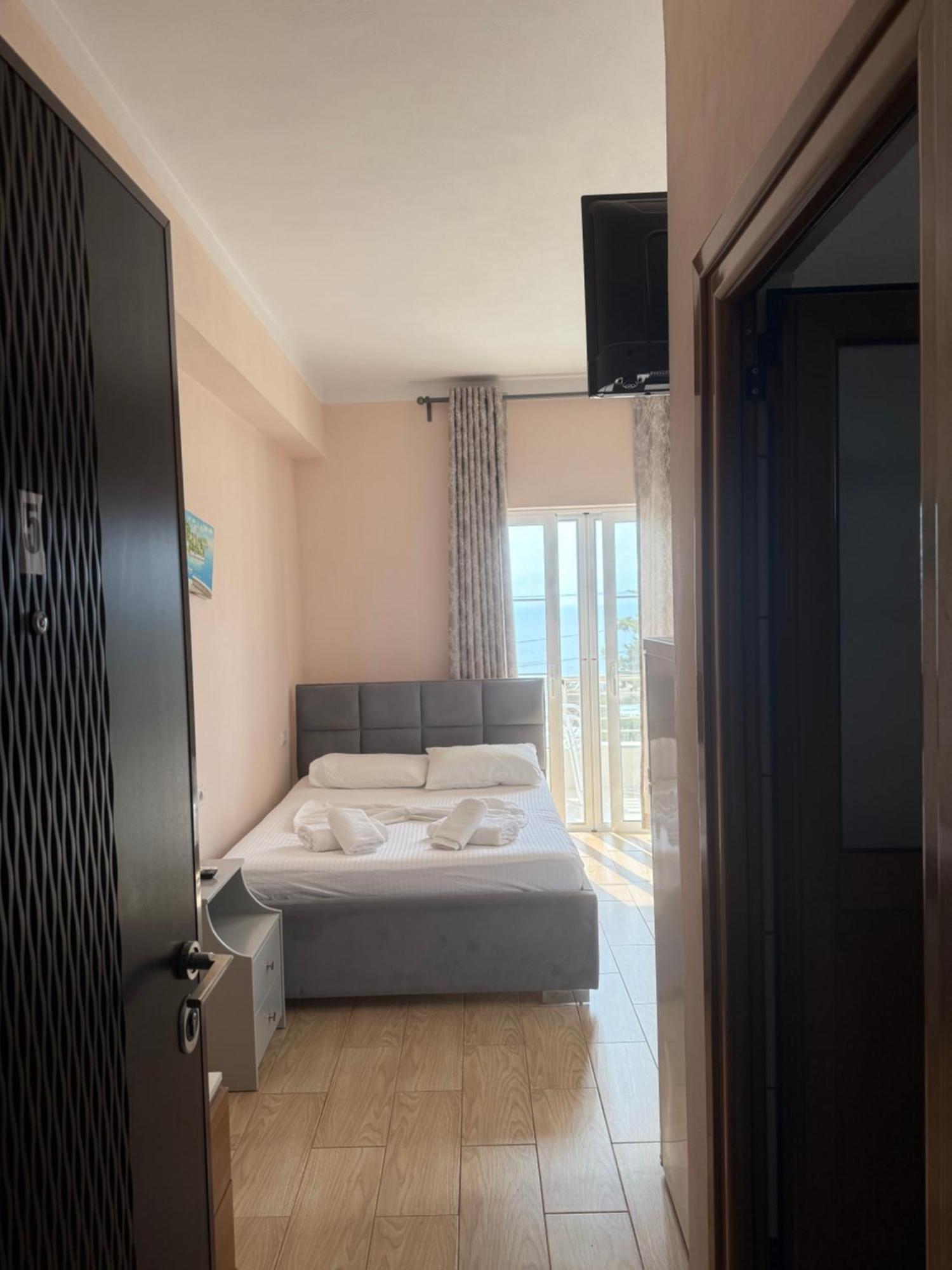 Villa Almar Sarandë 外观 照片