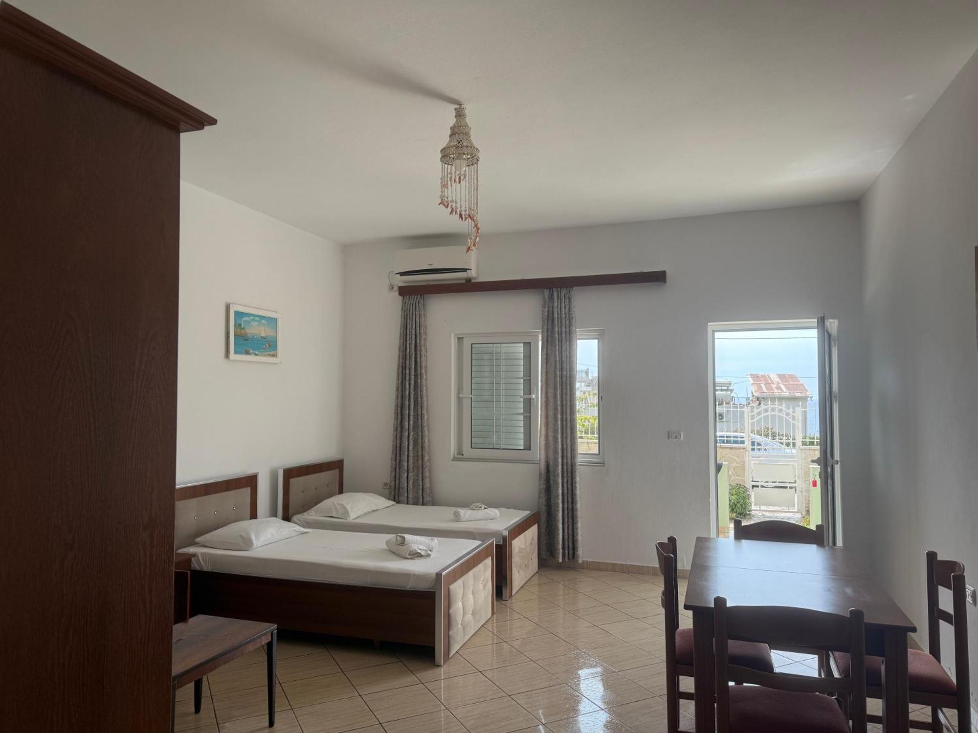 Villa Almar Sarandë 外观 照片